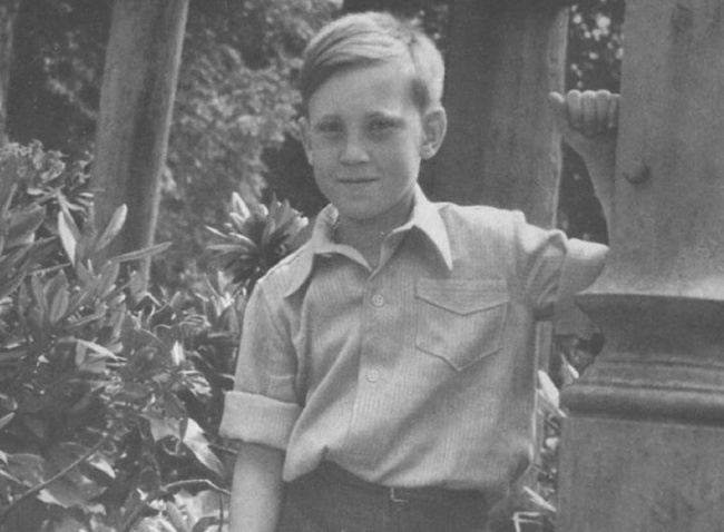 8-летний Владимир Высоцкий, 1946 г. ФОТО