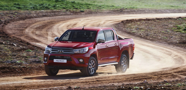 Новый Toyota Hilux: полная информация