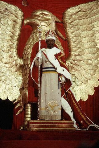 Коронация императора Центральнофриканской империи, диктатора-людоеда. ФОТО