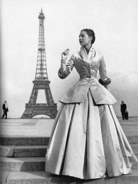 Модель Christian Dior, 1947 г. ФОТО