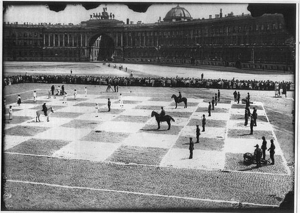 Живые шахматы. Санкт-Петербург, 1924 г. ФОТО