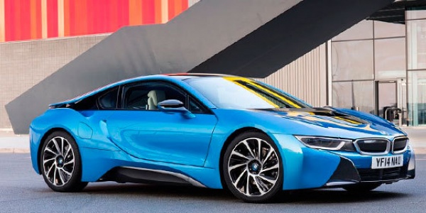 «Заряженный» BMW i8 представят в 2016 году