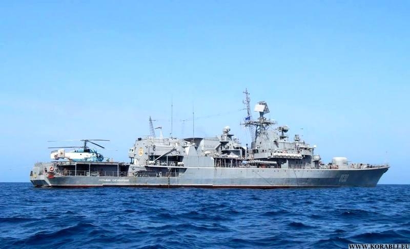 Украинские ВМС покидают Крым 