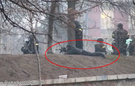 Троих беркутовцев арестовали за стрельбу на Майдане
