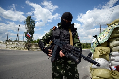 В Донецке захватили воинскую часть 