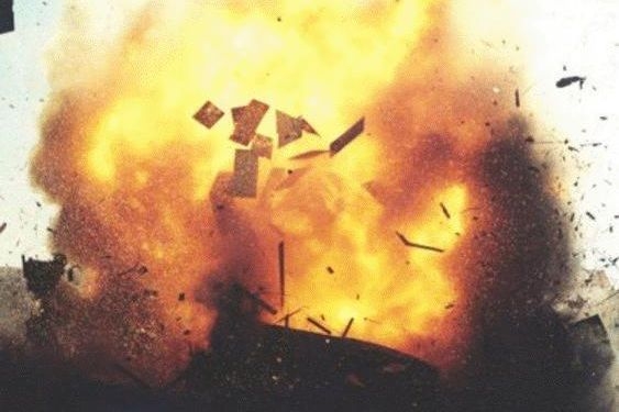 В Луганской области на фугасе подорвалась БМП: погибли 4 военных В Луганской области на фугасе подорвалась БМП: погибли 4 военных