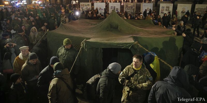 Количество митингующих в Киеве на Майдане уменьшилось