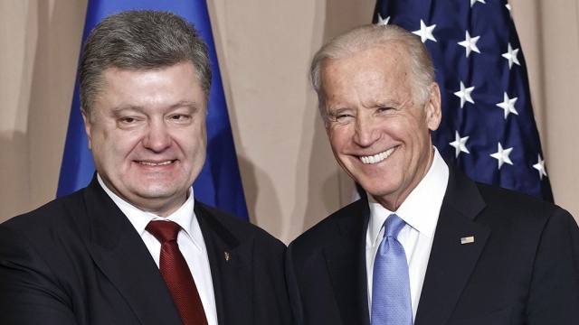 Украина получит кредиты от США, когда сформирует новое правительство - Байден