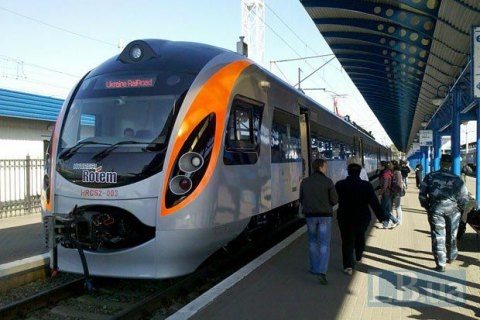 "Укрзализныця" запускает скоростной поезд Киев-Херсон