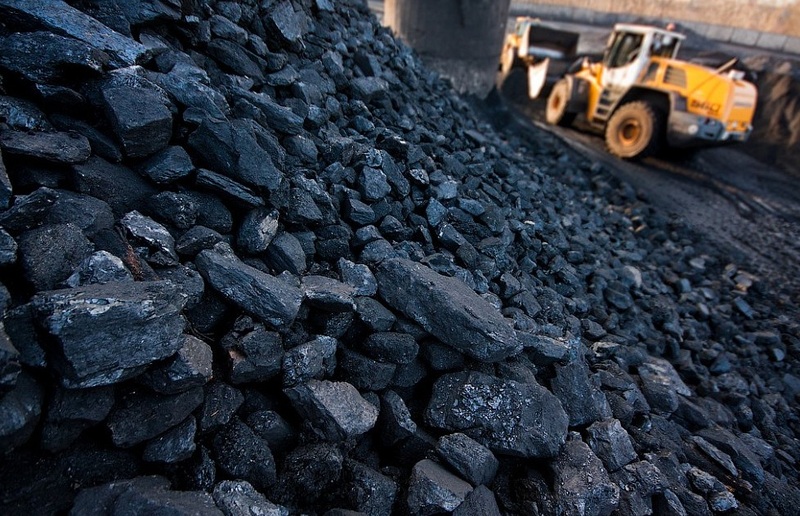 Украина ежегодно покупает до 9 млн тонн угля с оккупированных территорий