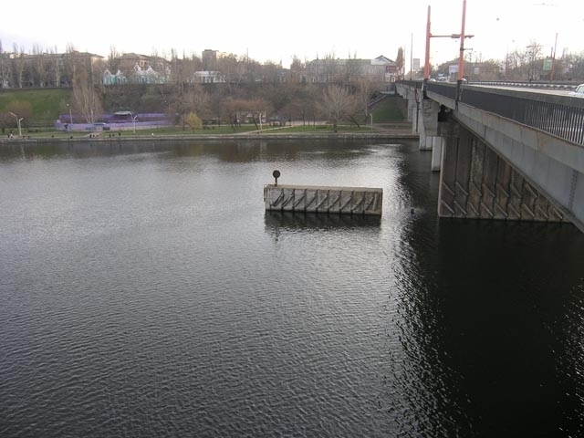 Самоубийца прыгнул с моста