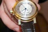 «А что, я должен нищим ходить?», – спросил В. Чайка, демонстрируя часы за 100 тыс. грн.