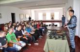 Николаевские «беркутовцы» рассказали школьникам о тонкостях своей работы