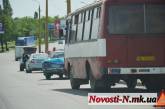 Из-за неудачного маневра ученика в Николаеве столкнулись четыре автомобиля