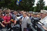 Губернатор Круглов заверил жителей Врадиевки, что сложившаяся ситуация находится под контролем всех уровней власти