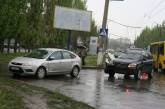 В Николаеве две аварии на проспекте Мира привели к внушительной пробке