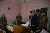 Накануне дня Победы в Николаевском областном госпитале ветеранов войны «высадился чиновничий десант»