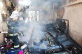 В Николаеве при пожаре в гараже сгорел «Опель», а хозяйка получила травмы