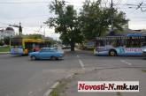 В Николаеве из-за обрыва провода троллейбусной линии образовалась большая пробка