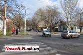 В центре Николаева Subaru врезалась в маршрутку с пассажирами