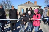 При поддержке Николая Круглова в с. Каменный Мост открыли новую детскую площадку