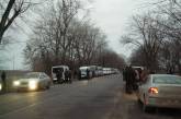 Автобусы со сторонниками Круглова продержат на стоянке до закрытия избирательных участков. ВИДЕО