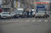 В центре Николаева столкнулись «Land Cruiser» и «BMW 7»