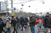 В Одессе студентов-«рабов» с киевского антимайдана встретили криками «За пятерку стал шестеркой!». ВИДЕО, ФОТО