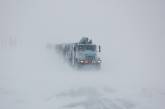 Из снежных заносов на дорогах Николаевщины извлекли более 230 автомобилей
