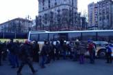 На Майдан прибыли первые два автобуса из Львова