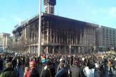 На Майдане объявлено перемирие до решения парламента