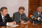 Глава облсовета «регионалка» Татьяна Демченко напрочь отказывается встречаться с народными депутатами Украины от БЮТ?