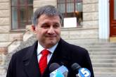Министр внутренних дел Аваков обвинил Генпрокурора Махницкого во лжи