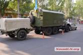 В Николаеве армейский ЗИЛ врезался в Renault Logan
