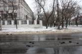 Вместе со снегом с улицы Потемкинской сошел и уложенный осенью асфальт (ОБНОВЛЕНО)