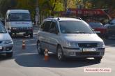 В Николаеве из-за лихой "шестерки" микроавтобус ударил "Хюндай"