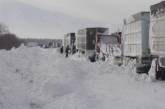 В Николаевской области 20 автомобилей попали в снежный плен