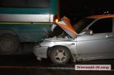 На проспекте Ленина столкнулись три автомобиля: два человека тяжело травмированы