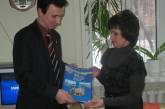 СБУ передала николаевским библиотекам для юношества книги о Великой Отечественной войне