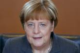 Меркель отвергла возможность постепенной отмены санкций против России