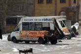 В Луганске военная машина боевиков протаранила маршрутку: взорвался баллон с газом, пострадали люди