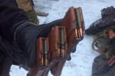 Бойцы «Святого Николаева» сообщили о задержании луганского депутата, который незаконно хранил оружие