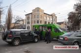 В центре Николаева столкнулись ВАЗ, Toyota и маршрутка