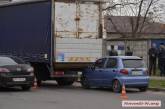 В Николаеве Daewoo Matiz  врезался в грузовик