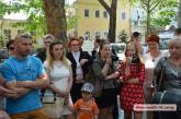В Николаеве общественники пикетировали прокуратуру, требуя встречи с прокурором области