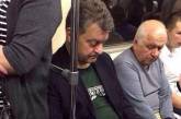 В киевском метро сфотографировали двойника Порошенко