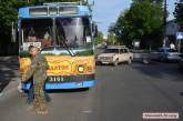 В центре Николаева «Жигули» врезались в заполненный пассажирами троллейбус