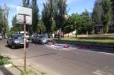 На проспекте Ленина автомобиль врезался в агрегат для нанесения дорожной разметки