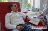 В Николаеве представители власти сдали кровь для раненых военнослужащих 