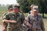 На полигоне в Николаевской области глава Генштаба и командующий Вооруженных Сил Латвии наблюдали за учениями